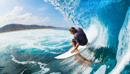 开云体育在线-魔笛奏响圣西罗，莫德里奇如何用37岁的双腿定义AC米兰鏖战贝蒂斯的夜晚