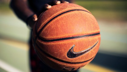 开云体育下载-硬仗之王，马丁内利与NBA总决赛之夜的灵魂共振