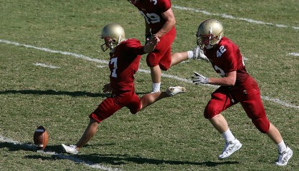 开云下载-欧冠淘汰赛焦点战，马德里竞技连续得分压制国际米兰，逆转背后的战术密码