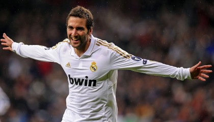 开云平台-范弗利特接管总决赛之夜，辽宁单节击溃黄蜂的东方启示